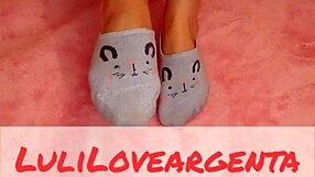 Latina gives rich feet a relaxing massage.