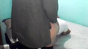 COGEMOS DE PERRITO on a Cold Day in a Cozy Double Bed with Latina Milf Amateurs