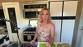 Helping stepmom with holiday stress