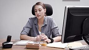 Vil du have mig til at snyde med dig chef spørger Bella