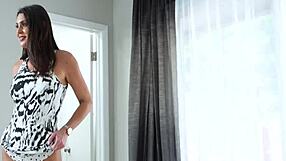 Abby Somers Lazy Asshole Gets Fucked In Cowgirl