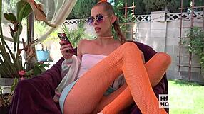 skinny babe meeting guy for anal? nasty sloppy