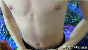 Watch These Twinks Bareback Fuck On Camera!