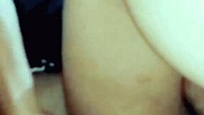 Rasmika, den desi indiske pige, bliver kneppet af en stor kuk 18-årig