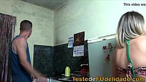 pegar a mulher do amigo com blowjob no big ass