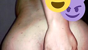 Amateurs going deep in anal sex, feeling every inch