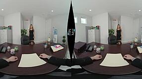 Kayla Kayden sesa velik kurac v perilicah kot milf sekretarka v pisarni