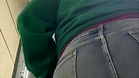 why follow goddess amanda to the toilet?