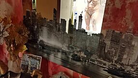 watching my girlfriend get caught in the act