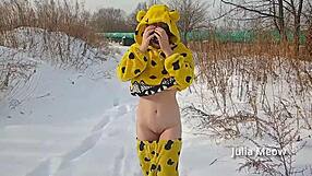 i flash my shaved pussy in snowy public spots