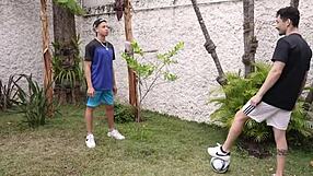 Первый гей-массаж превращается в горячий секс с бодибилдером