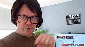 Yorkshire Geek Gets Head