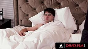 Gorgeous stepmom Texas Patti enjoys family time