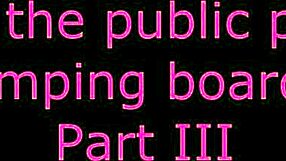 Divji seks na bazenskem skakalnem odru!