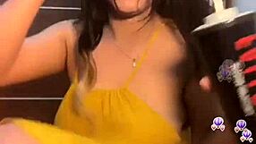 Em �o V�ng Thả R�ng Vếu To Sệ