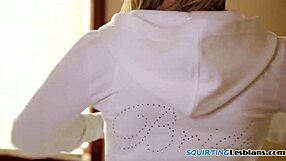 Pussylicked dyke squirting in closeup lesbian scene