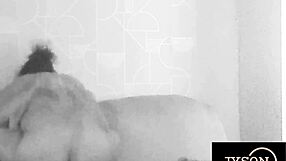 Camera Escondida Flagrado Ela Sentado Sem D� Na Pica Do Cunhado