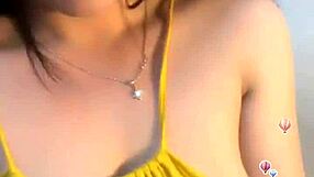 Emas Pelacur Lepas Rongsang Tetek Besar Kendur