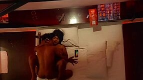 Amateur Couple Licks Pussy To Orgasm, Homemade Cunilingus