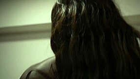 giving my pussy upside down