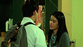 Enrique Gil and Liza Soberano Share Intimate Moments