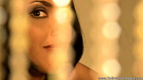 Sexy and Sensual Indian Babe Dancing