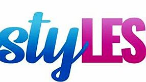 Kyra And Susana Fill Wet Pussies In Barn?