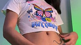 Teasing transsexual makes strong cumshot!