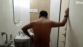 Amateur video shows hidden cam sex with Indian couple