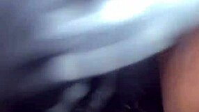 Tirando leitinho antes de dormir com putinha safada