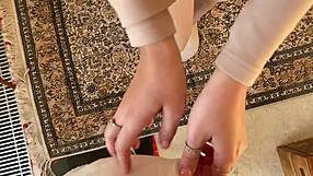 Sunshine gives a blowjob with huge cumshot.