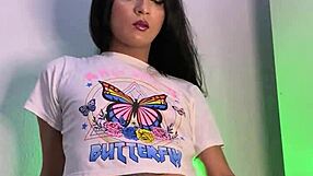 Teasing transsexual makes strong cumshot!