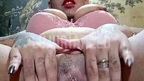 this argentinian prostitute with big tits and ass is missing dick in anime hentai