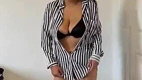 jovencita española shows off her big ass and natural tits