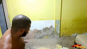 seduce the hired bricklayer until he fucks me