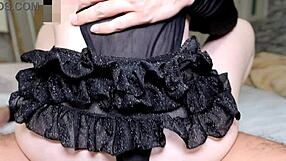 Gue ngentot milf asia 30an memek cukur dan creampie dia