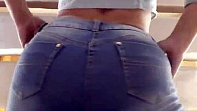 Latina Culona in Tangita Webcam Show!