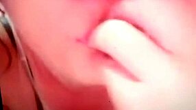 Recording the horny girl's detailed sex actions.