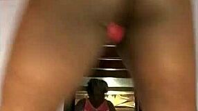 Sexy Shemale Twerks Ebony Ass?