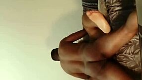 Roxy Sucks BBW Pussy