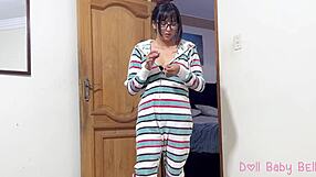 Gadis Latina Malu Tinggal Tarikh Demi Kongkek Anjing Padrastro & Pancut Punggung