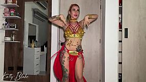 Chica Arabe Cabalga Gran Verga Latina con Culo Enorme Katty Blake