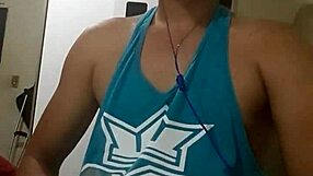 Girlfriend cums hard after intense fucking with friend