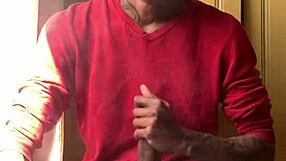 ebony jerks oberon off