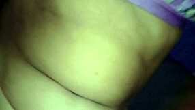 Desi bhabhi squirts on devar during hardcore chudai in hindi hd video.