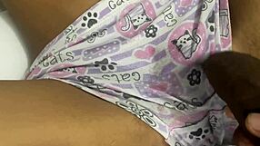 Watch The Hottest Pussy Rubbing And Creampie On 18+ Stepsister's Wet Vagina!