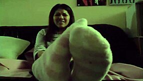 Mature Wife Sexy Feet Fetish Licking and Sucking