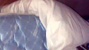 Amateur video of a hot and sensual Spanish MILF with a big ass and great skills with a mouth