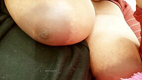 Indian teen with big boobs is amazing! 😍