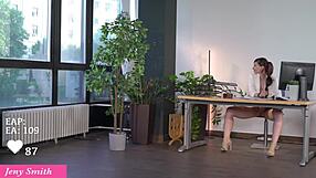 i invited the handyman to watch my toy masturbation